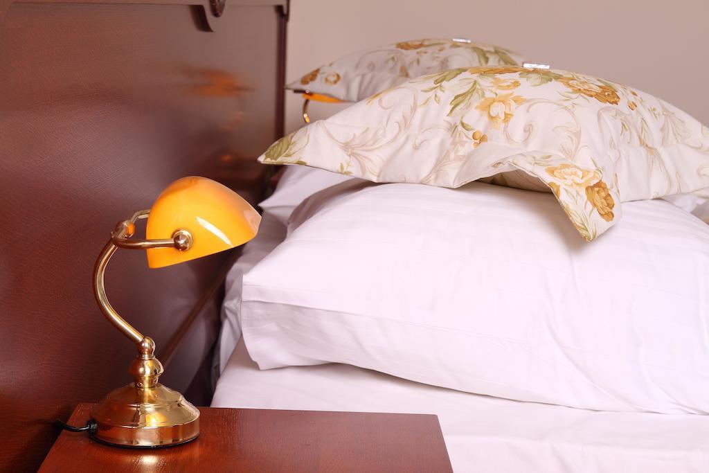 Zdroj Wojciech Aparthotel Lądek-Zdrój Rom bilde