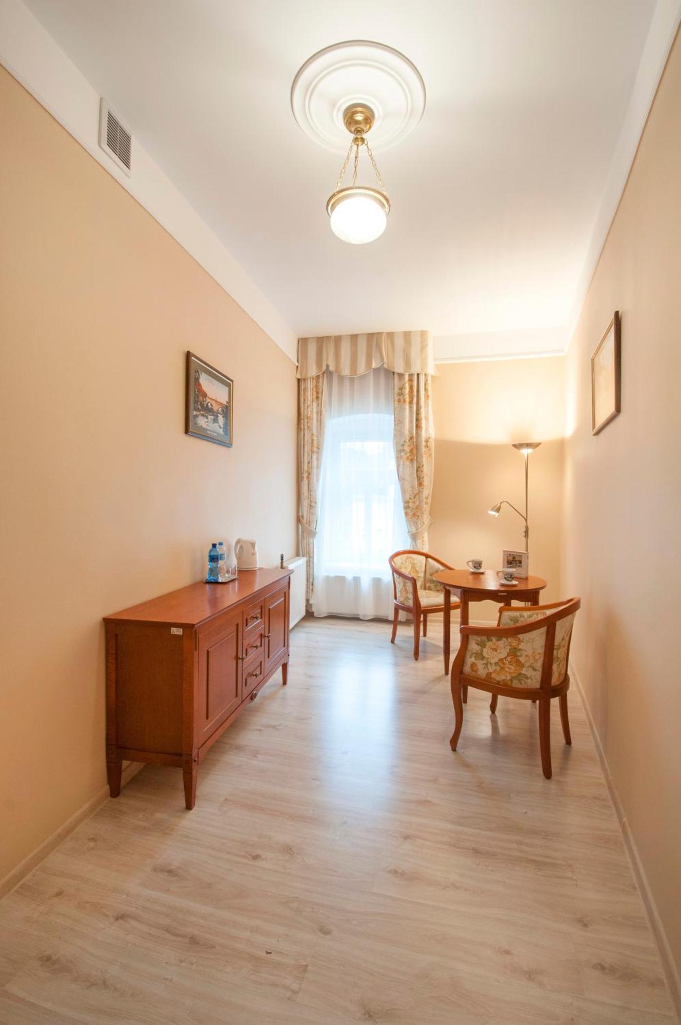 Zdroj Wojciech Aparthotel Lądek-Zdrój Eksteriør bilde